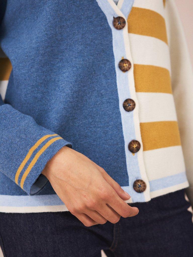 Eimear Reversible Cardi in BLUE MLT - MODEL DETAIL