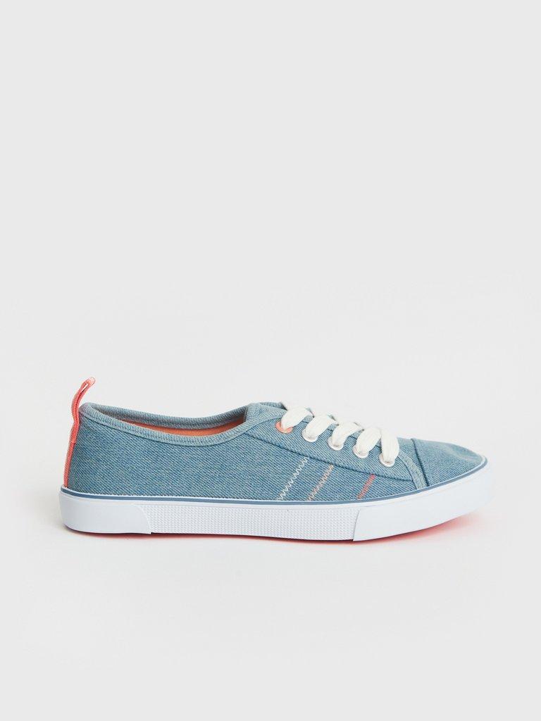 Piper Plimsoll in CHAMB BLUE - MODEL FRONT