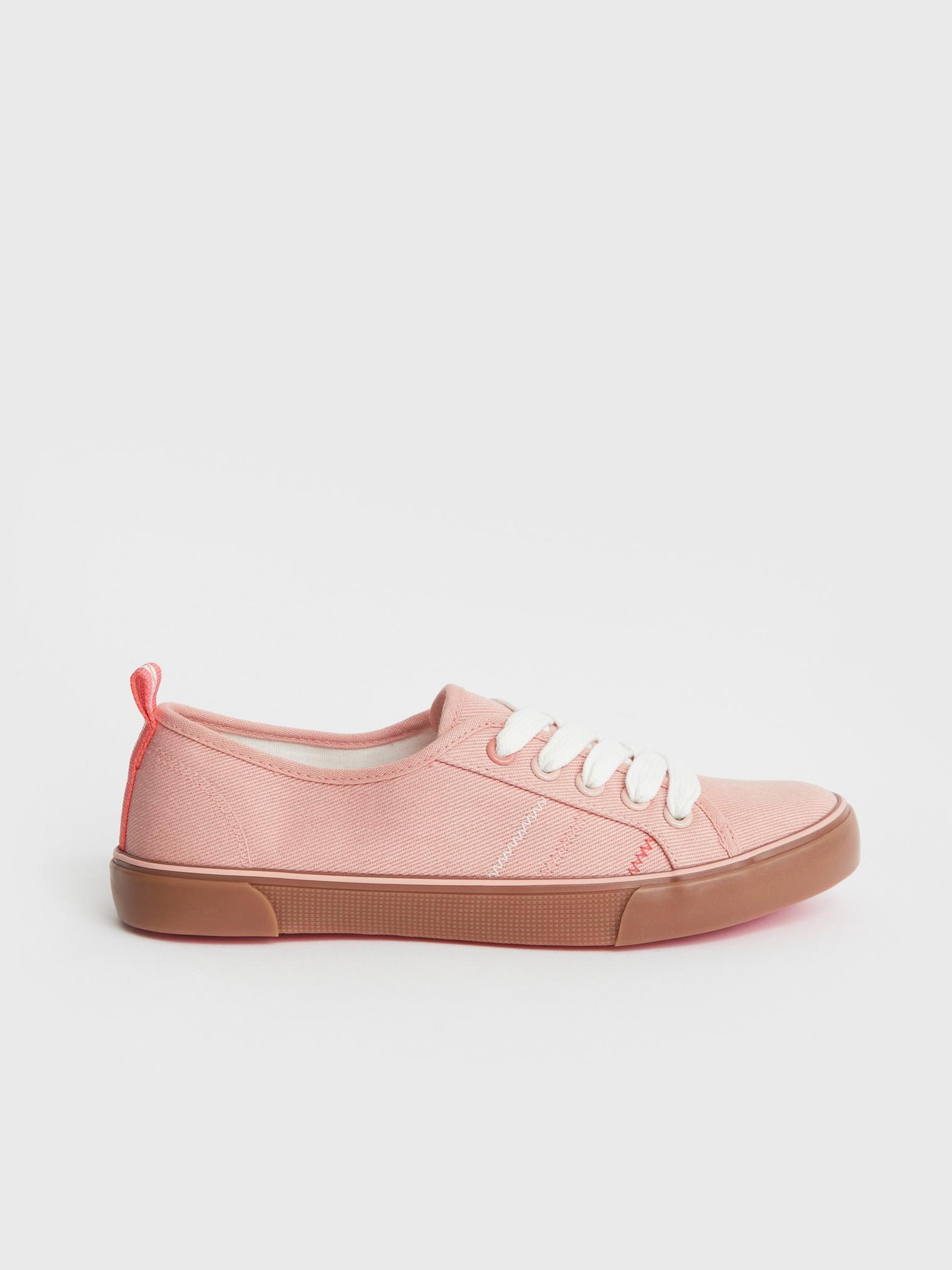 Piper Plimsoll in LGT PINK - MODEL FRONT