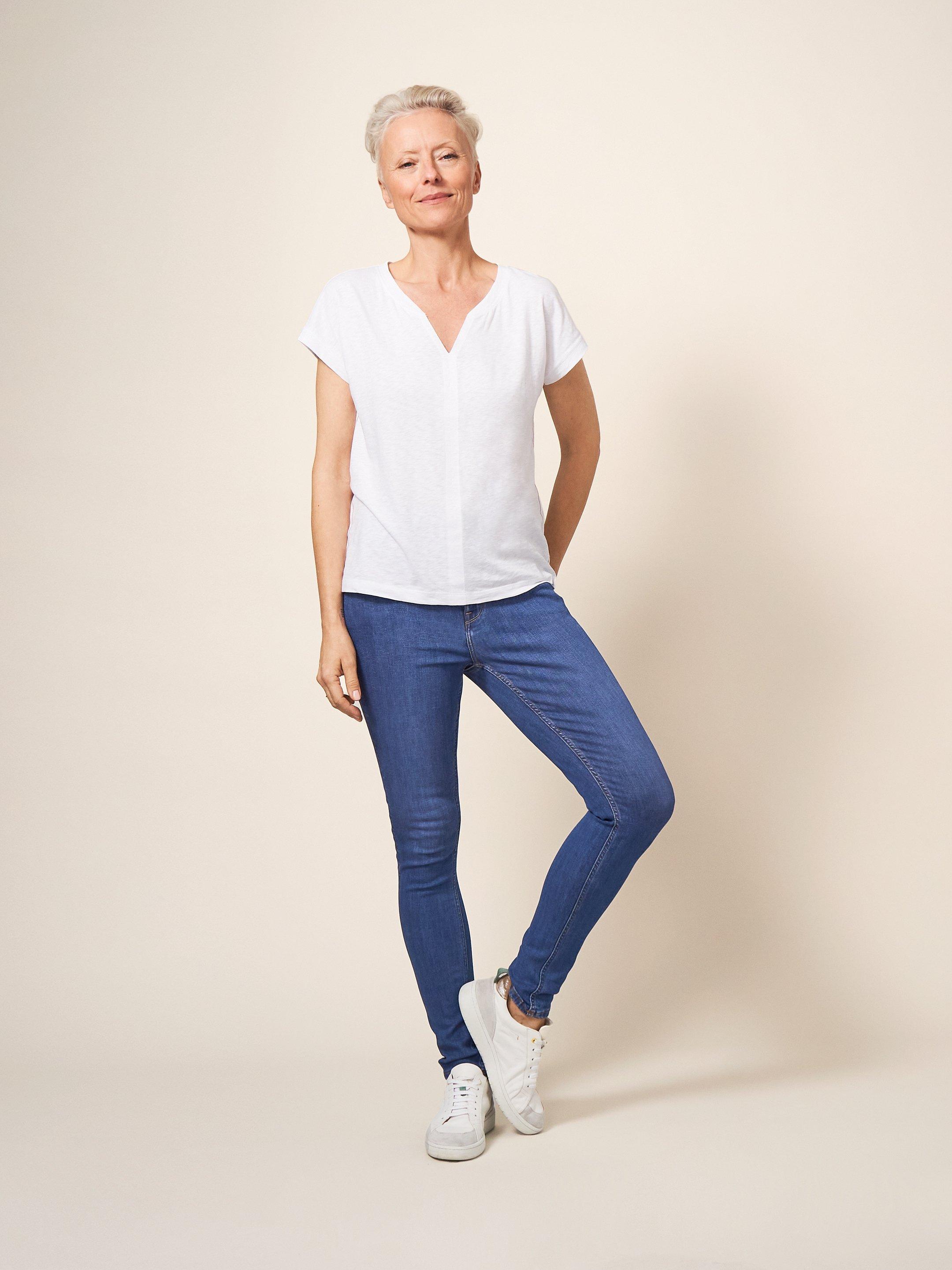 Amelia Skinny Jeans in LGT DENIM - MODEL FRONT
