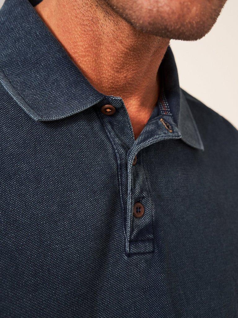 Utility Polo in INDIGO BLE - MODEL DETAIL