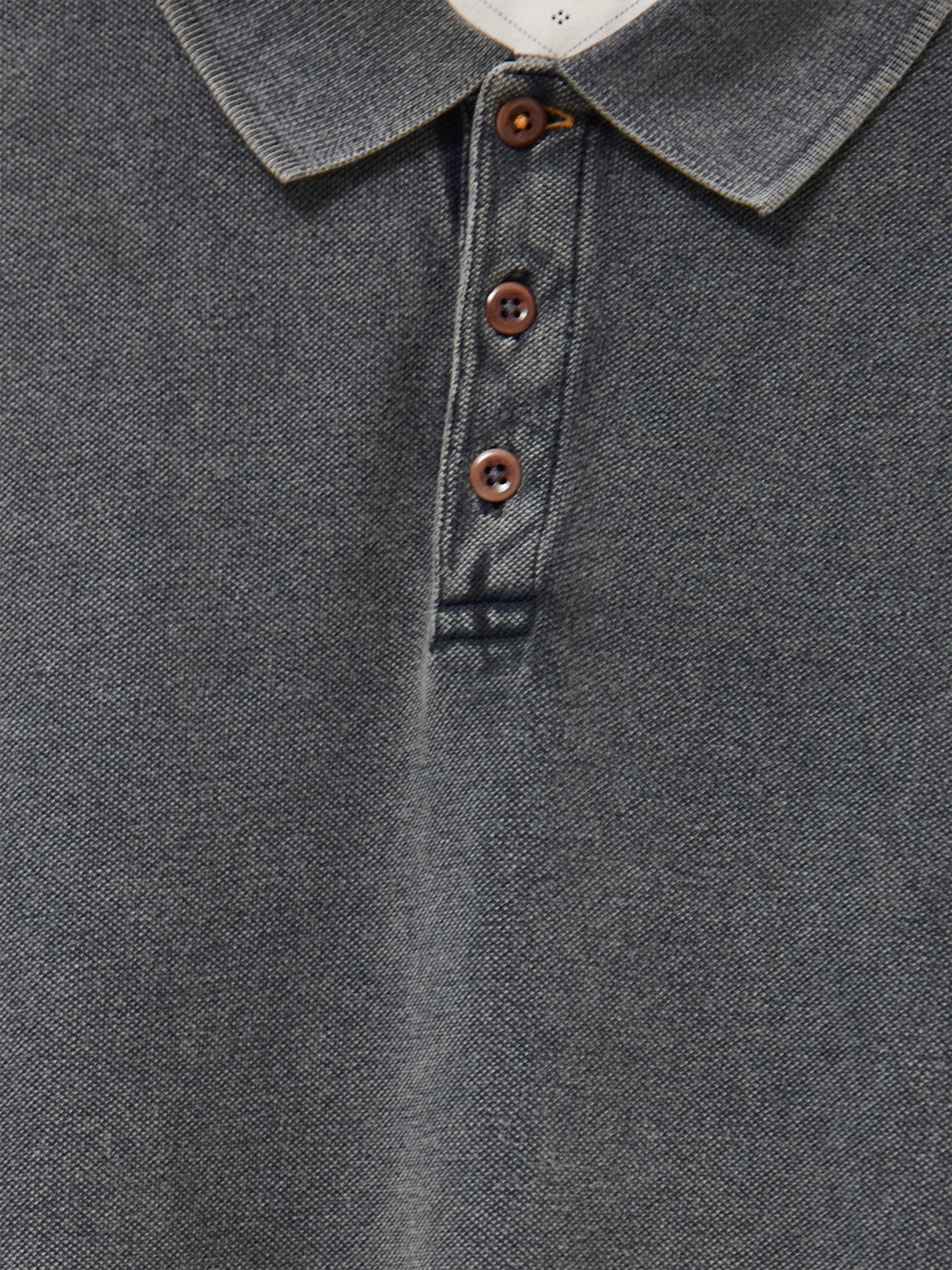 Utility Polo in WASHED BLK - FLAT DETAIL