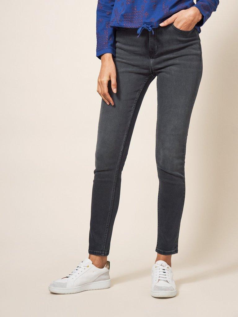 Jeans comfy hot sale