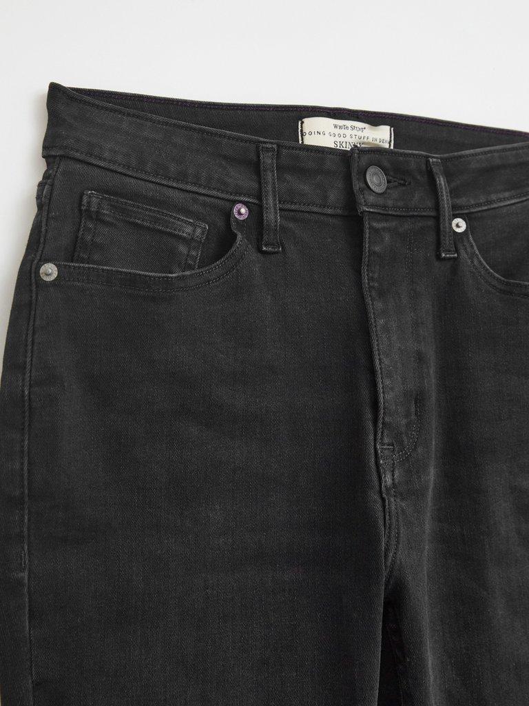 Amelia Skinny Leg Jeans in WASHED BLK - FLAT DETAIL
