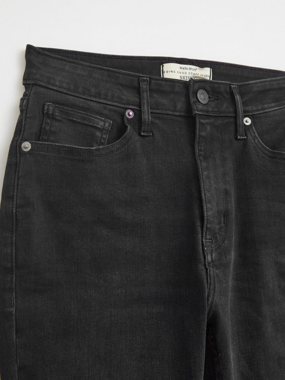 Amelia Skinny Leg Jeans in WASHED BLK - FLAT DETAIL