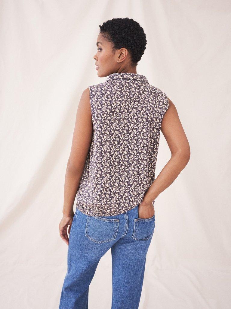 Flowing Grasses Shirt in BLUE MLT - MODEL BACK