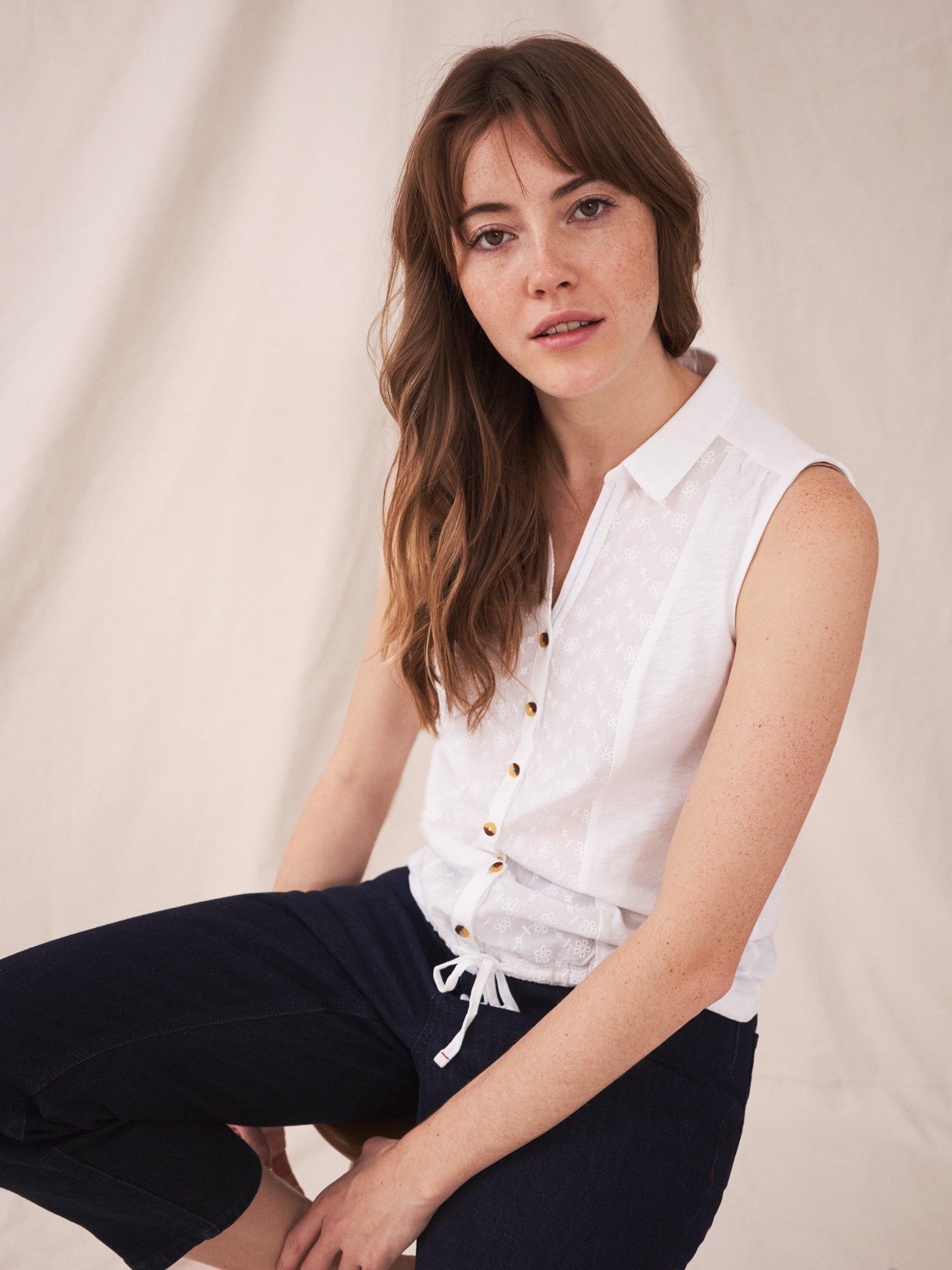 Flowing Grasses Shirt in BRIL WHITE - MODEL FRONT