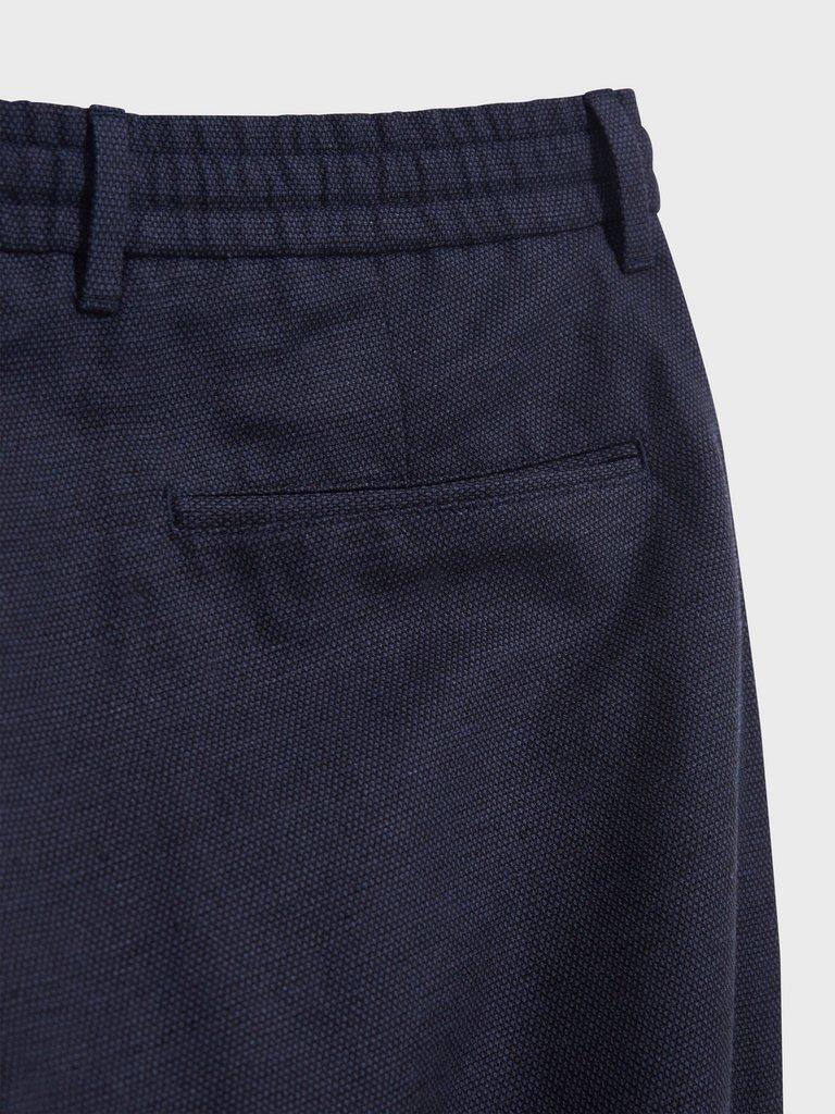Abbott Linen Trouser in FR NAVY - FLAT DETAIL