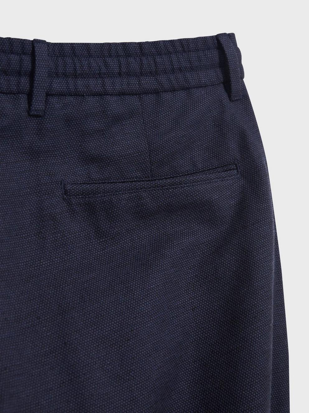 Abbott Linen Trouser in FR NAVY - FLAT DETAIL