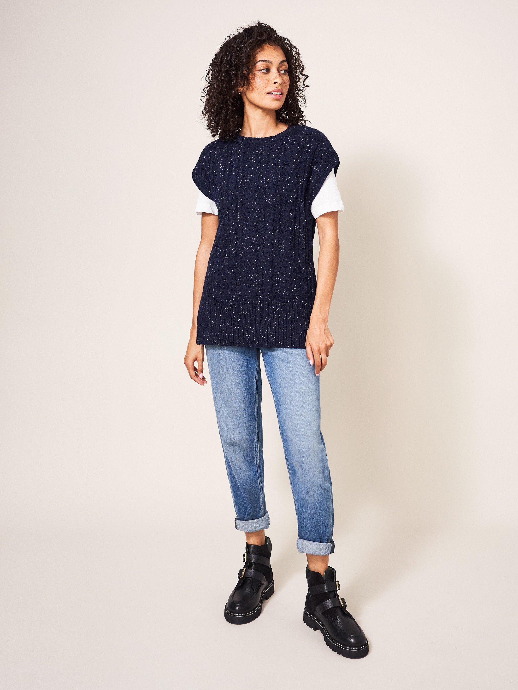 CABLE NEP TANK in DARK NAVY - MODEL FRONT