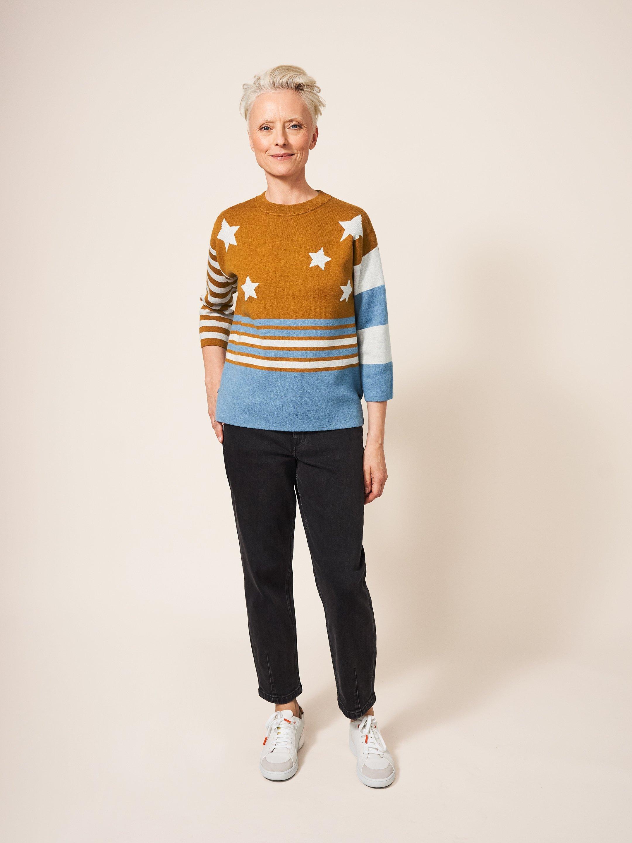 Reversible Star Jumper in TEAL MLT - MODEL FRONT