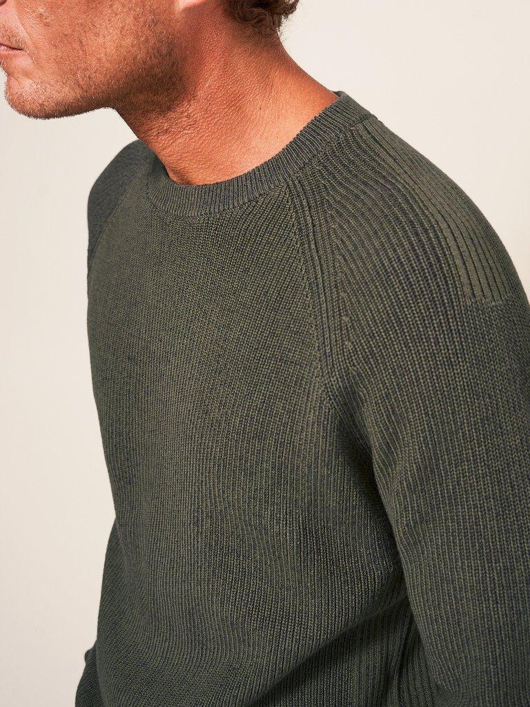 Pentire Raglan Crew in KHAKI GRN - MODEL DETAIL