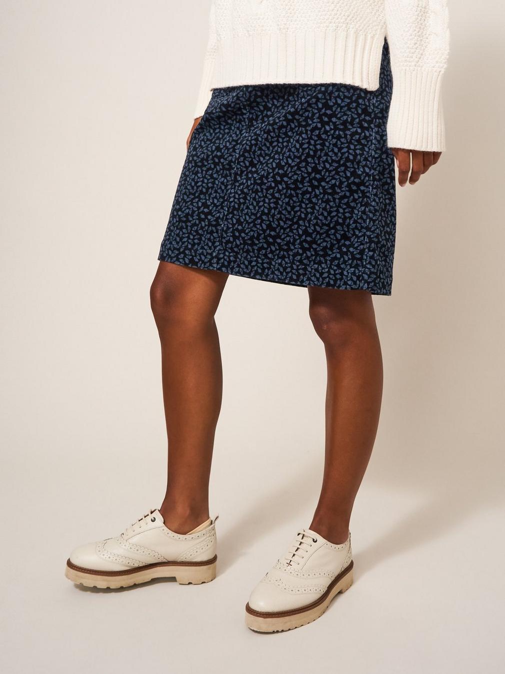 Melody Organic Cord Skirt in GREY MLT - MODEL DETAIL