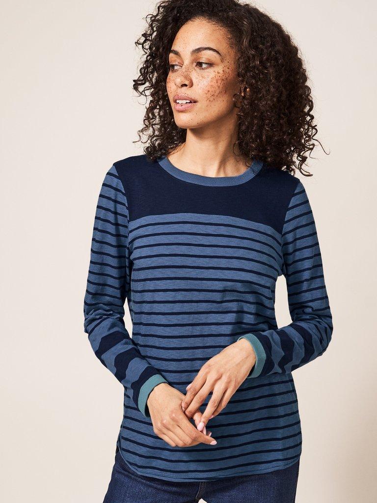 Cassie Stripe Tee in NAVY MULTI - LIFESTYLE