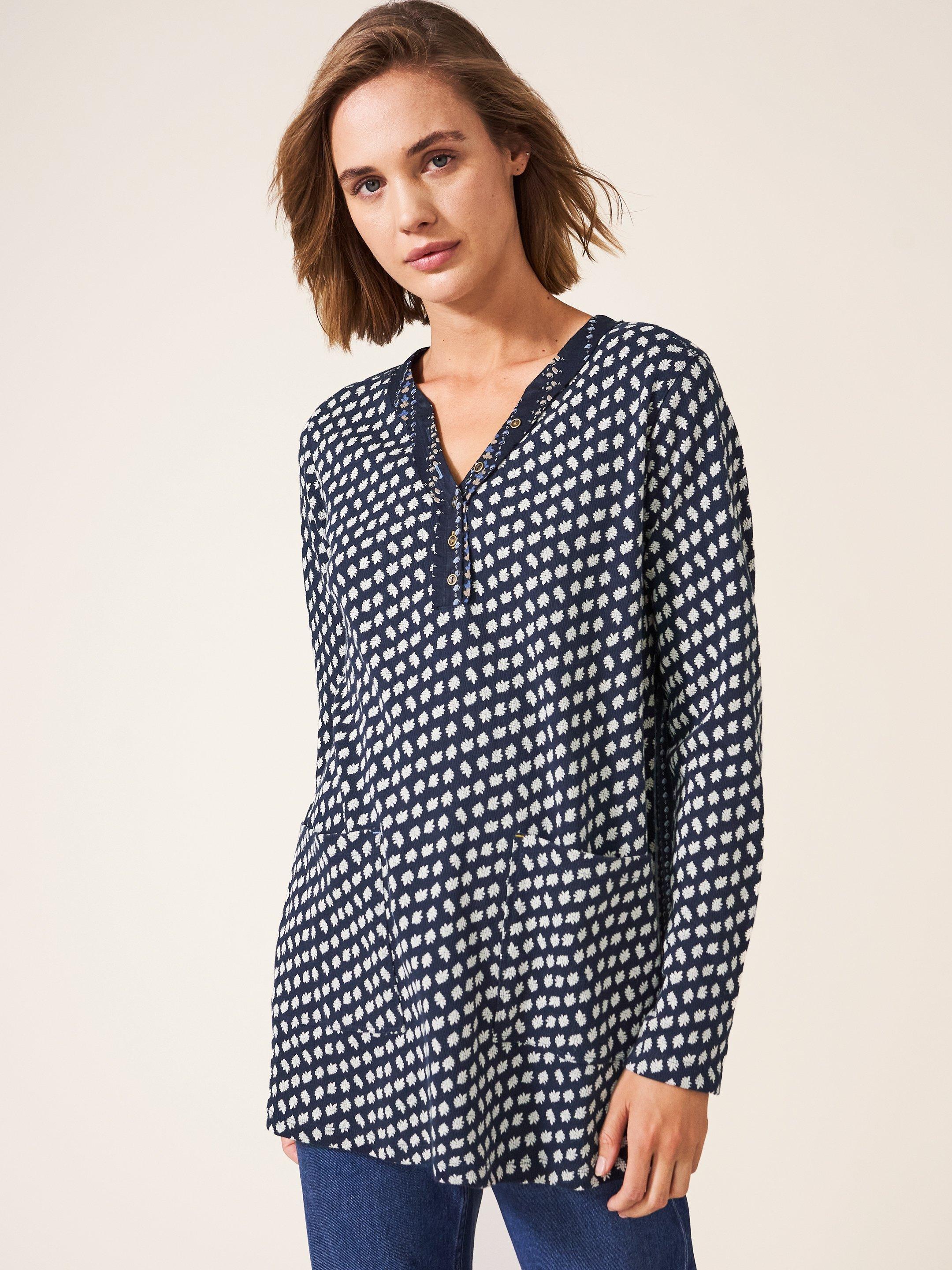 Tammy Textured Tunic in NAVY MULTI - LIFESTYLE