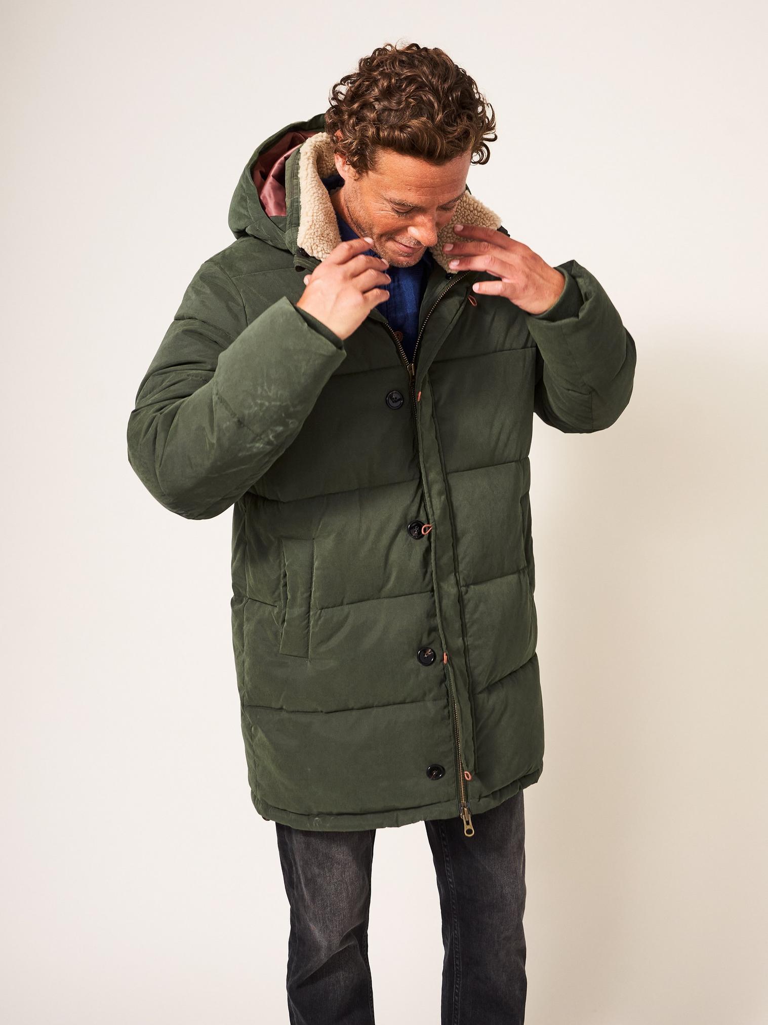 Everest Puffer in DK GREEN - LIFESTYLE