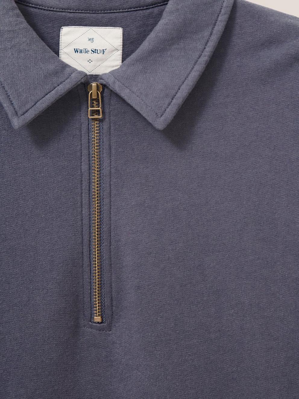 Ashby Half Zip Sweat in DARK GREY - FLAT DETAIL