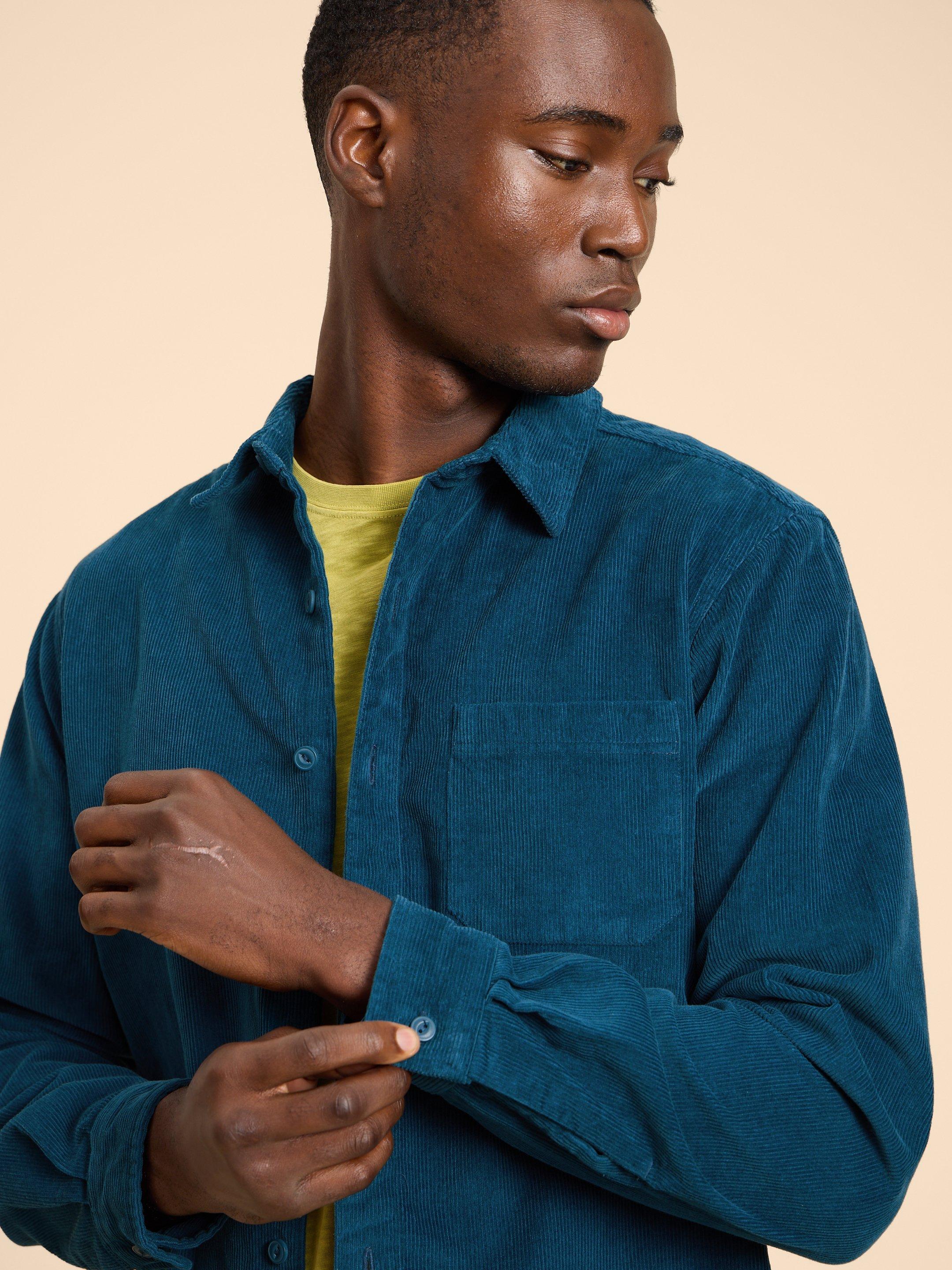 Whitwick Cord Shirt in MID TEAL - MODEL DETAIL