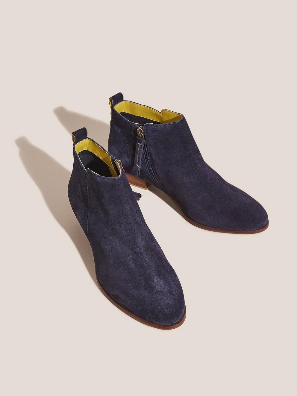 Willow Ankle Boot in DARK NAVY - FLAT FRONT