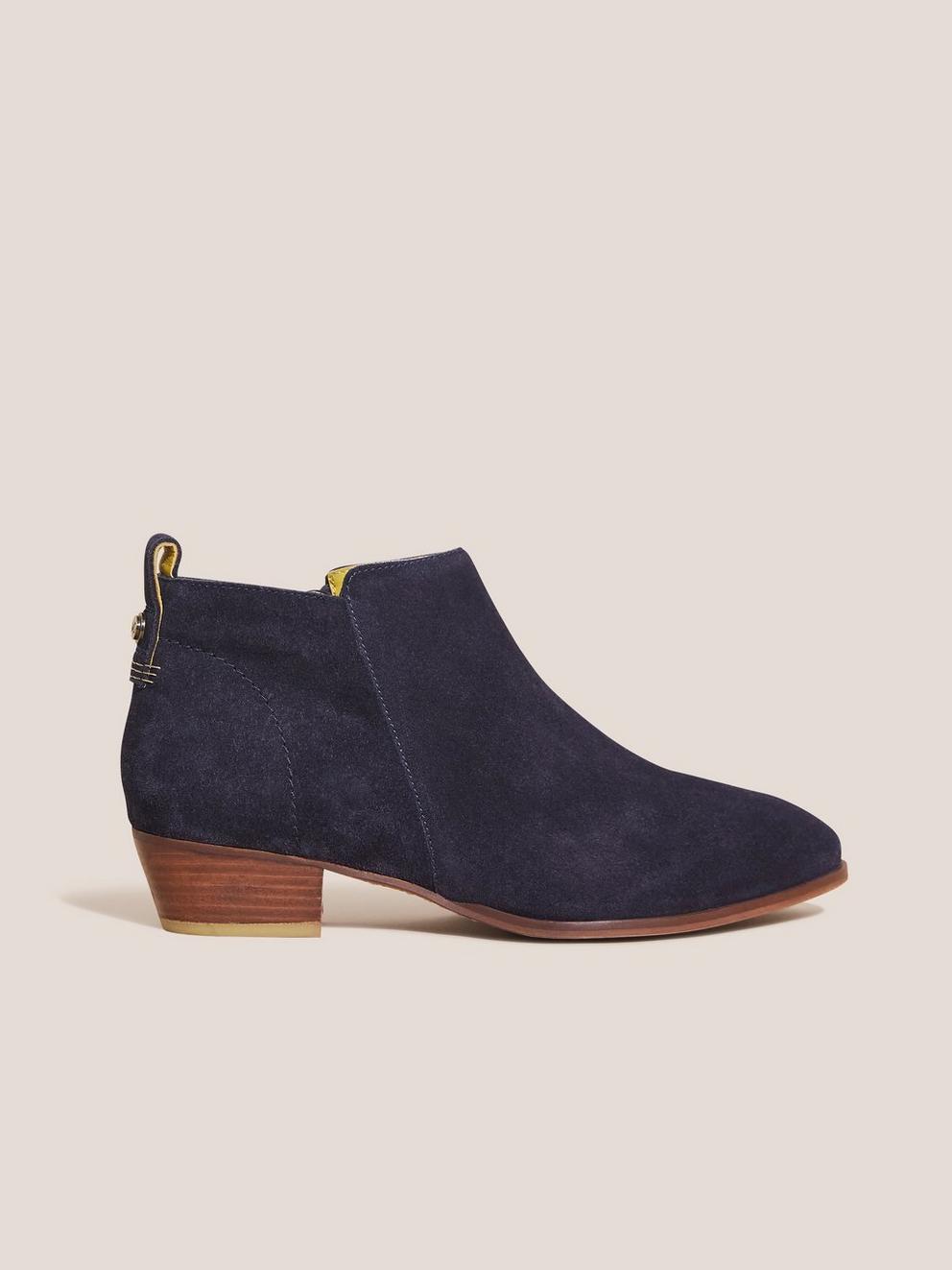 Willow Ankle Boot in DARK NAVY - MODEL FRONT