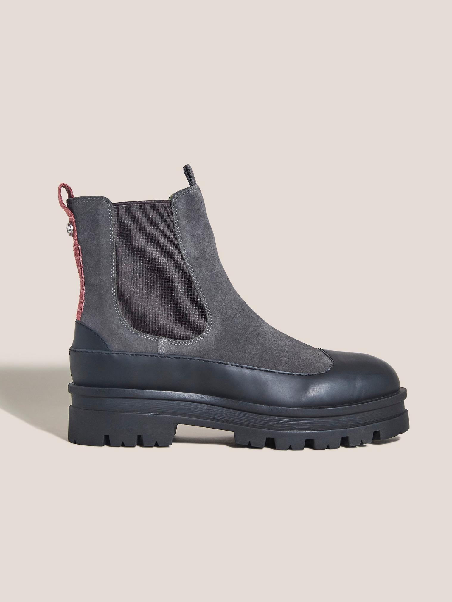 Puddle Chelsea Boot in GREY MLT - MODEL FRONT