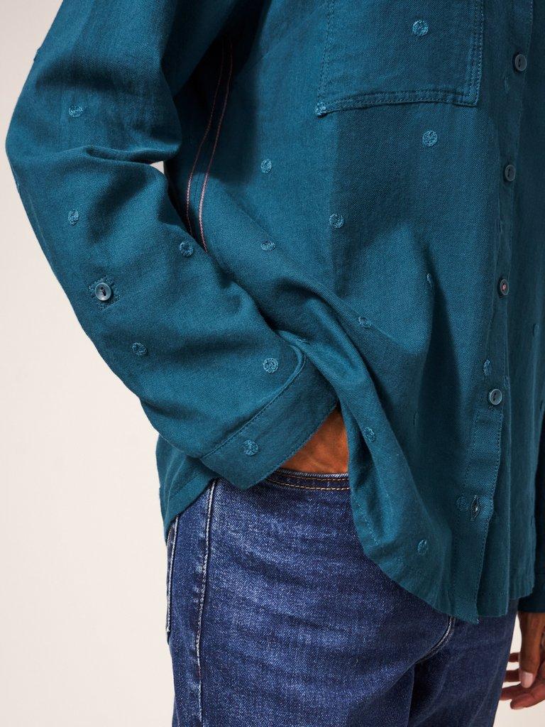 Emilia Organic Cotton Long Sleeve Shirt in TEAL MLT - MODEL DETAIL