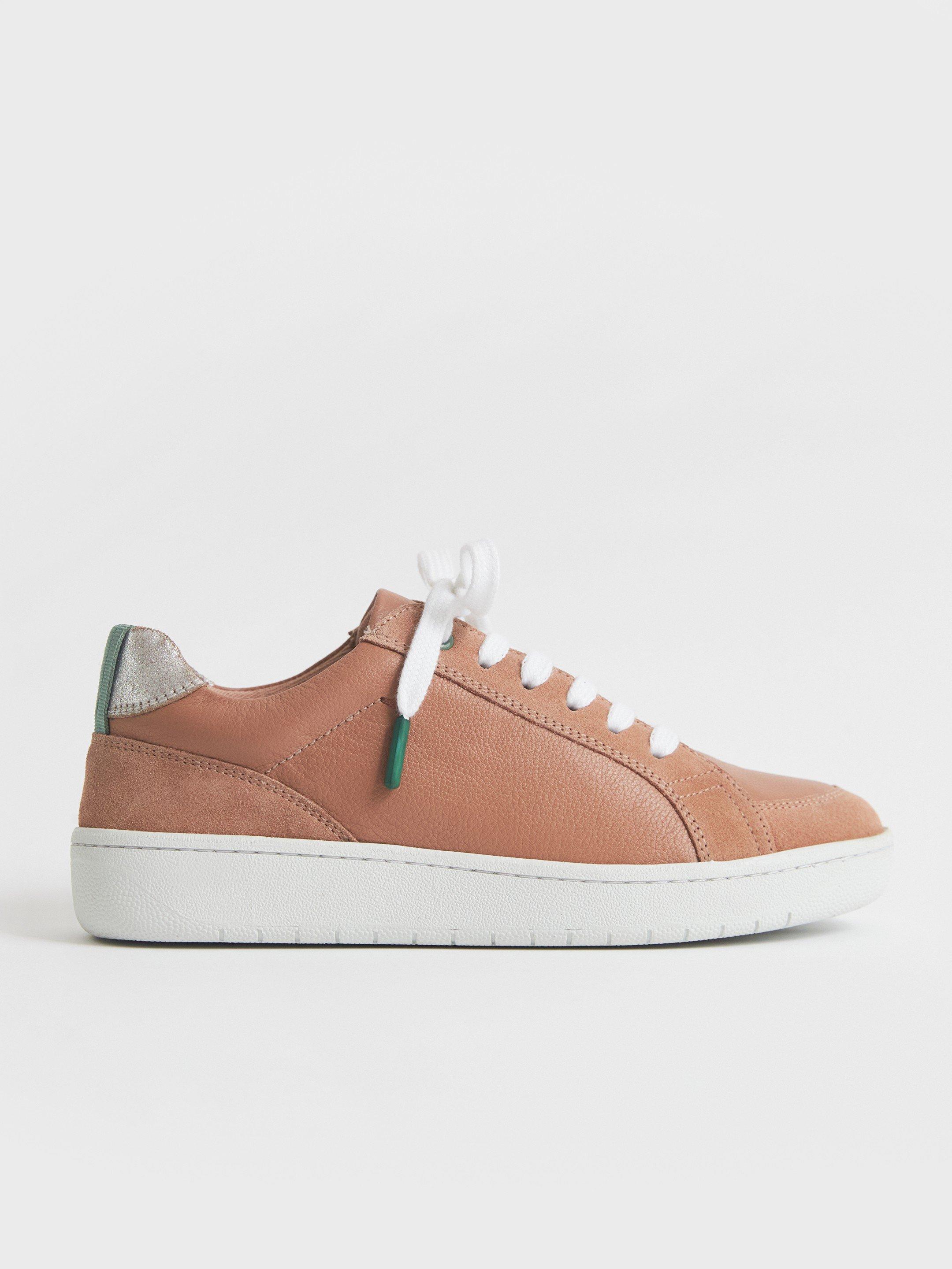 Leather Suede Trainer in LGT PINK - MODEL FRONT