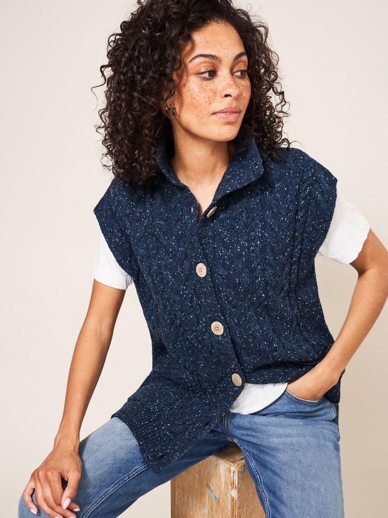 Chestnut Cable Pocket Poncho in DARK NAVY | White Stuff