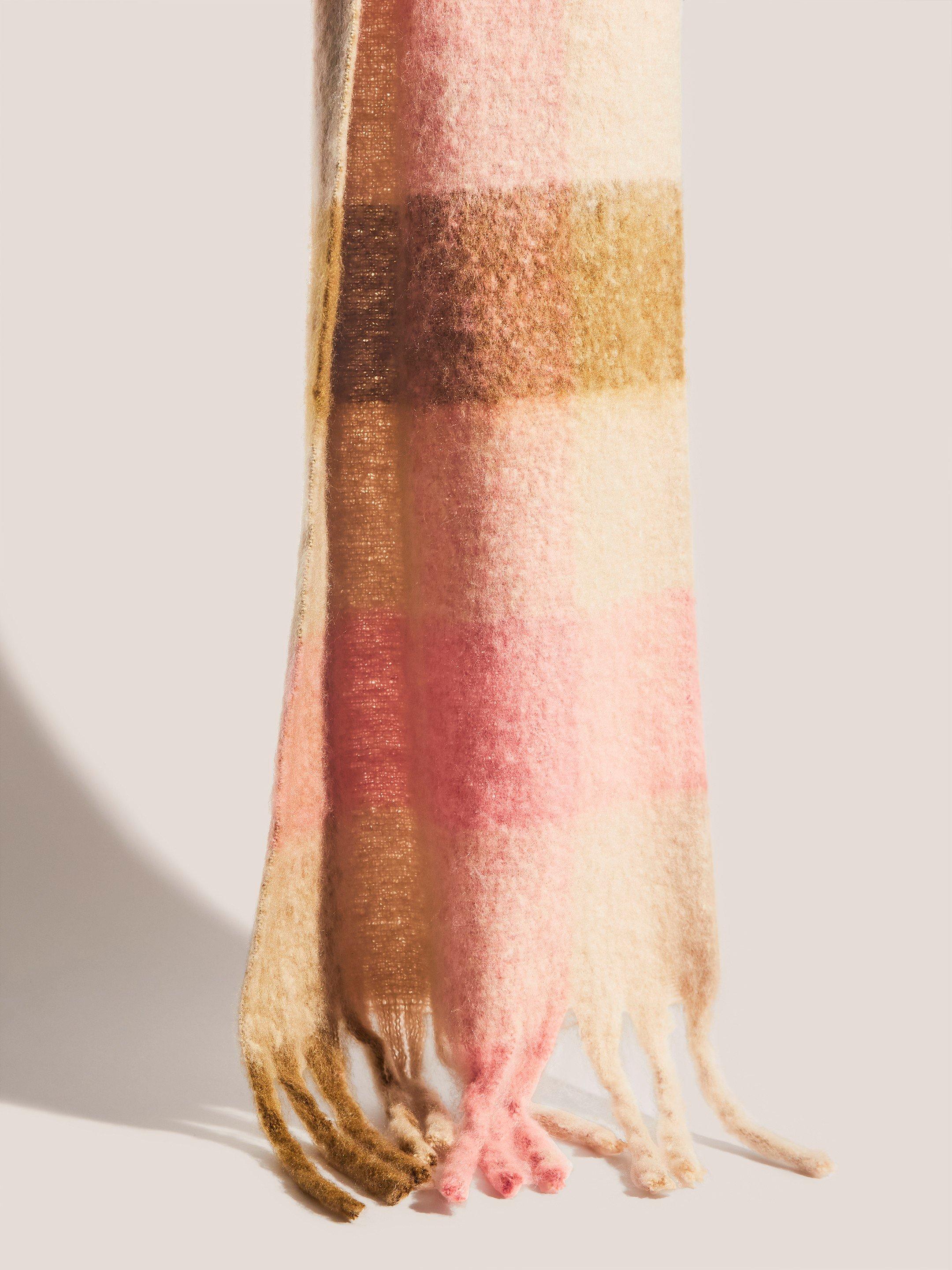 Shelly Brushed Check Scarf in DUS PINK - FLAT FRONT