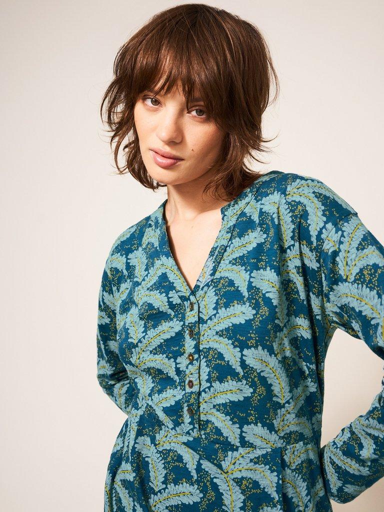 Tammy Jersey Dress in TEAL MLT - MODEL FRONT