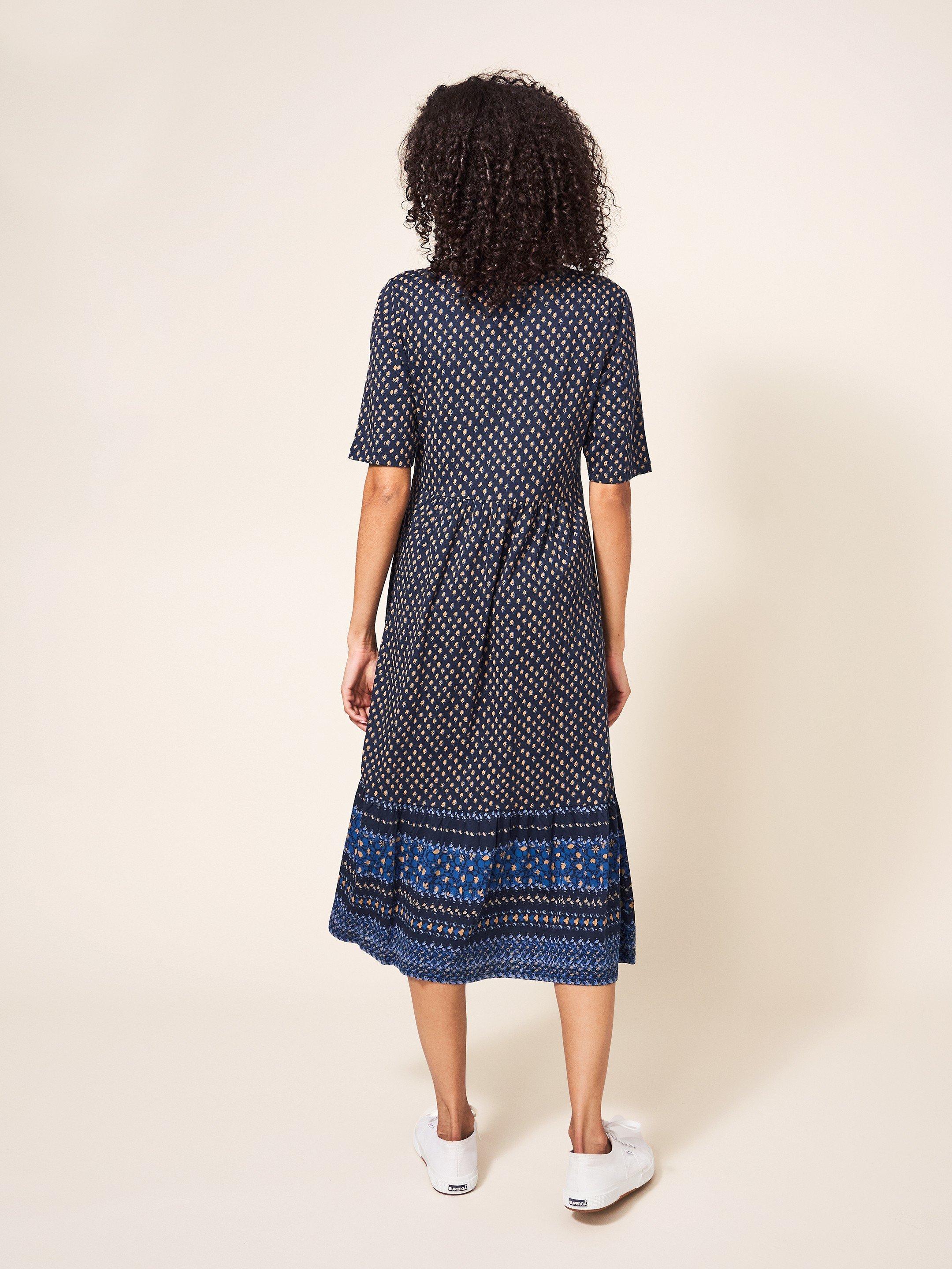 Naya Organic Cotton Blend  Jersey Dress in NAVY MULTI - MODEL BACK