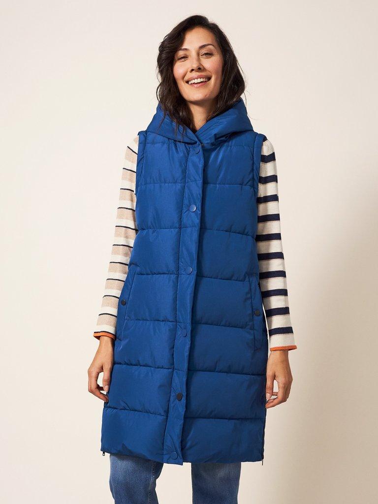 Dania Multiway Quilted Coat in BLUE MLT - MODEL FRONT