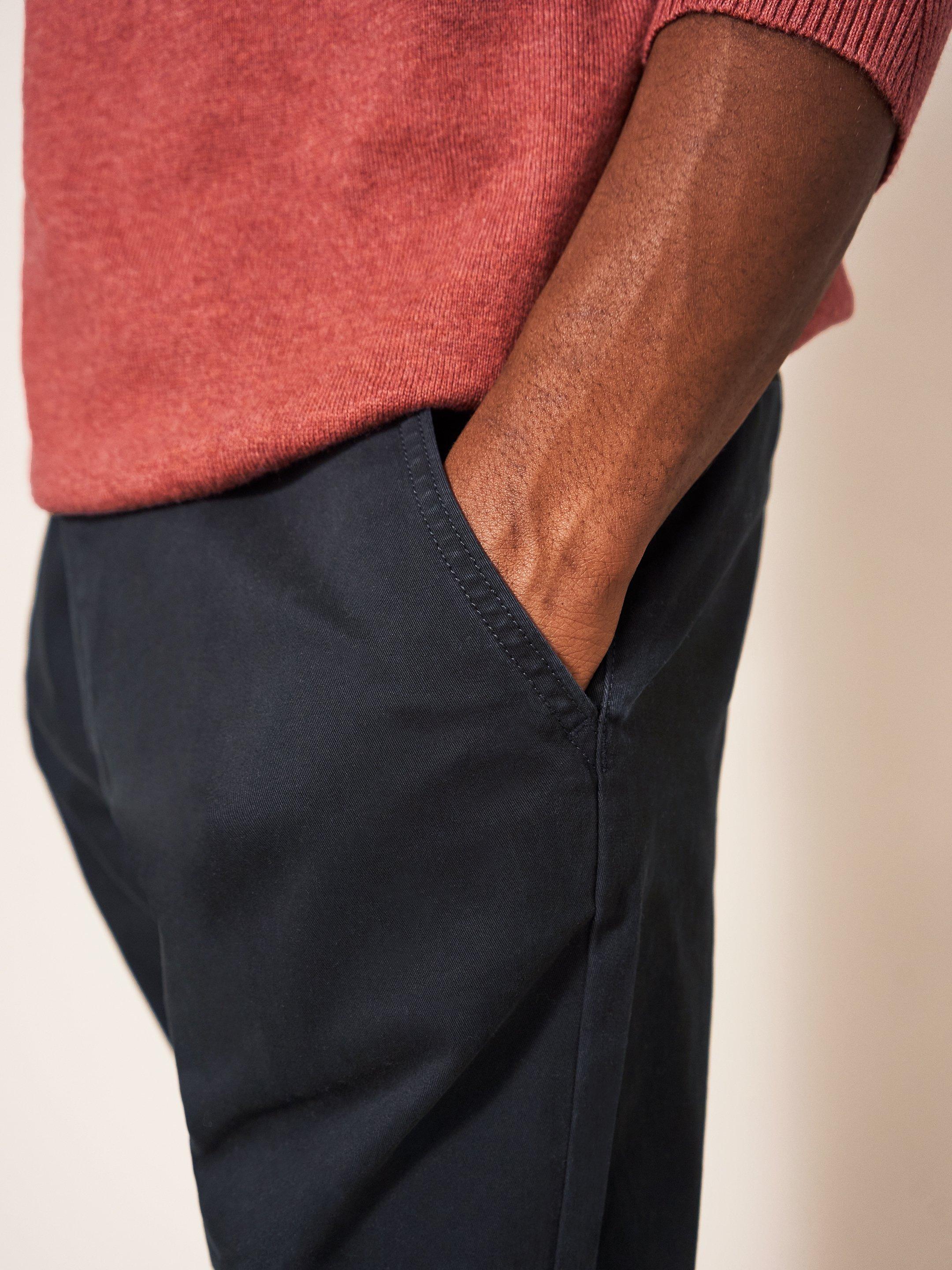 Elm Chino Trouser in PURE BLK - MODEL DETAIL