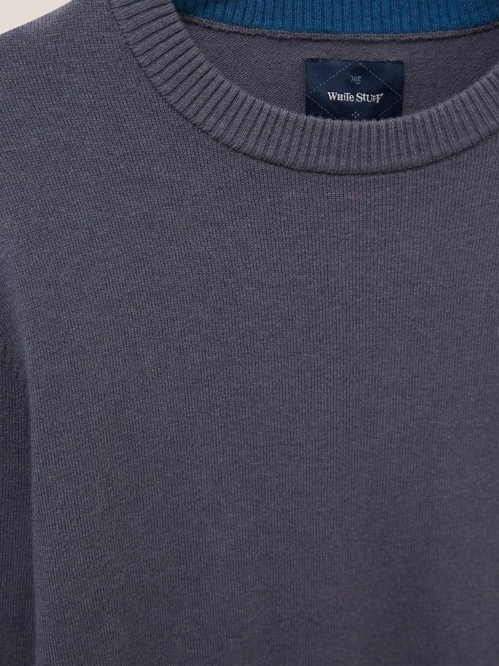 Newport Crew Knit in CHARC GREY - FLAT DETAIL