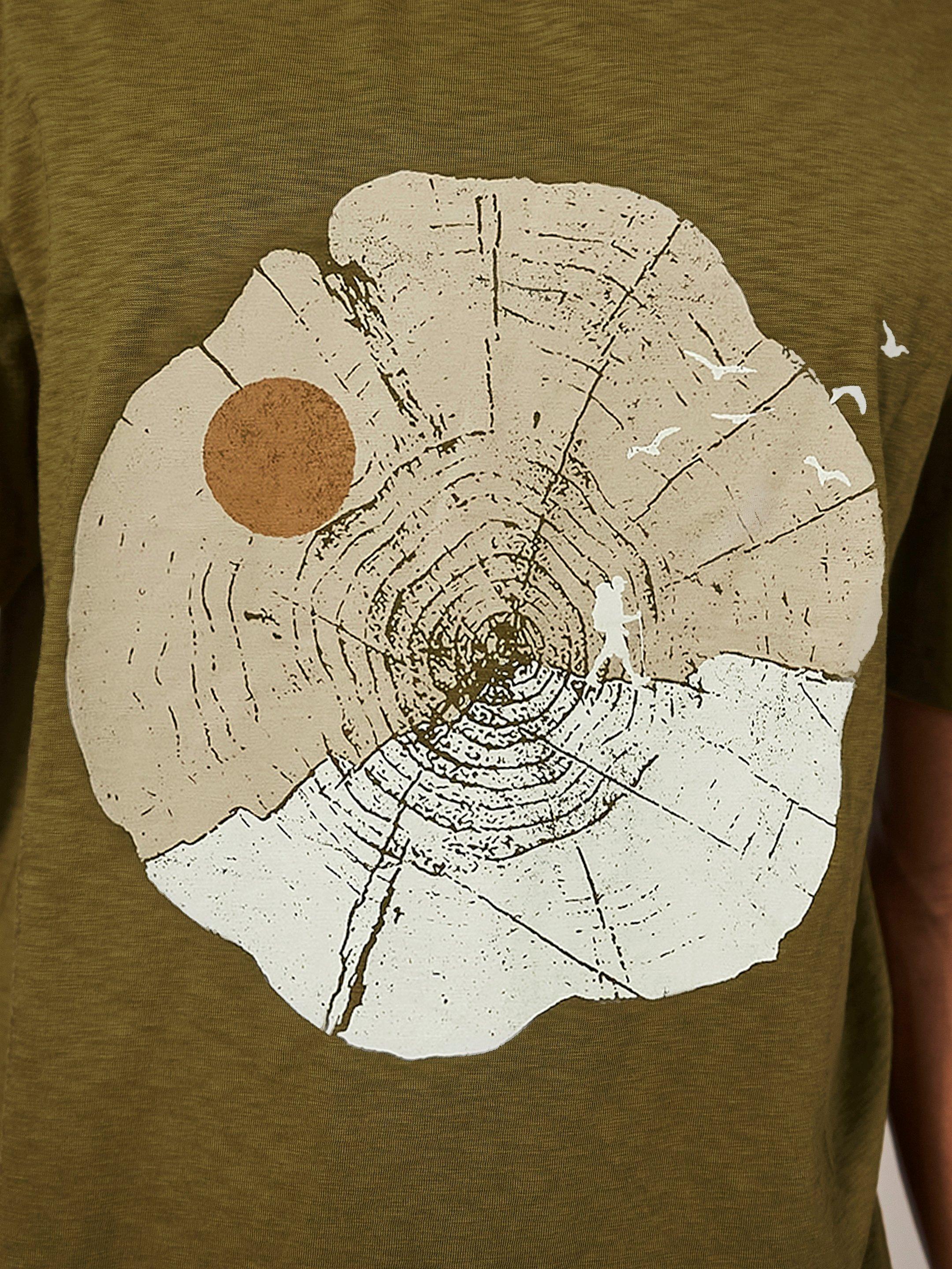 Grain Walker Graphic Tshirt in MID GREEN - MODEL DETAIL