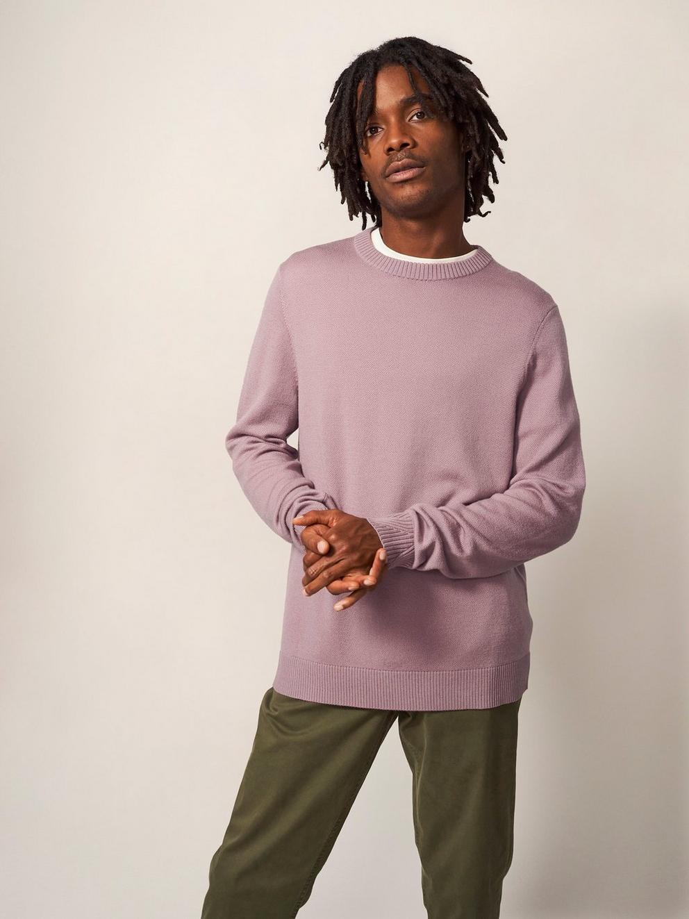 Newport Merino Crew in DUS PINK - LIFESTYLE