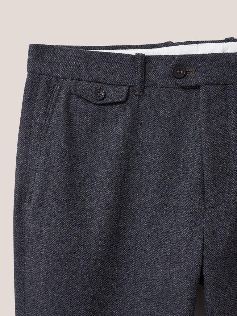Heath Trouser in CHARC GREY - FLAT DETAIL