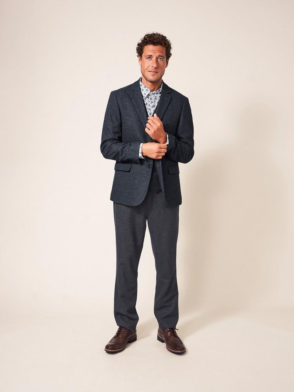 Heath Trouser in CHARC GREY - LIFESTYLE