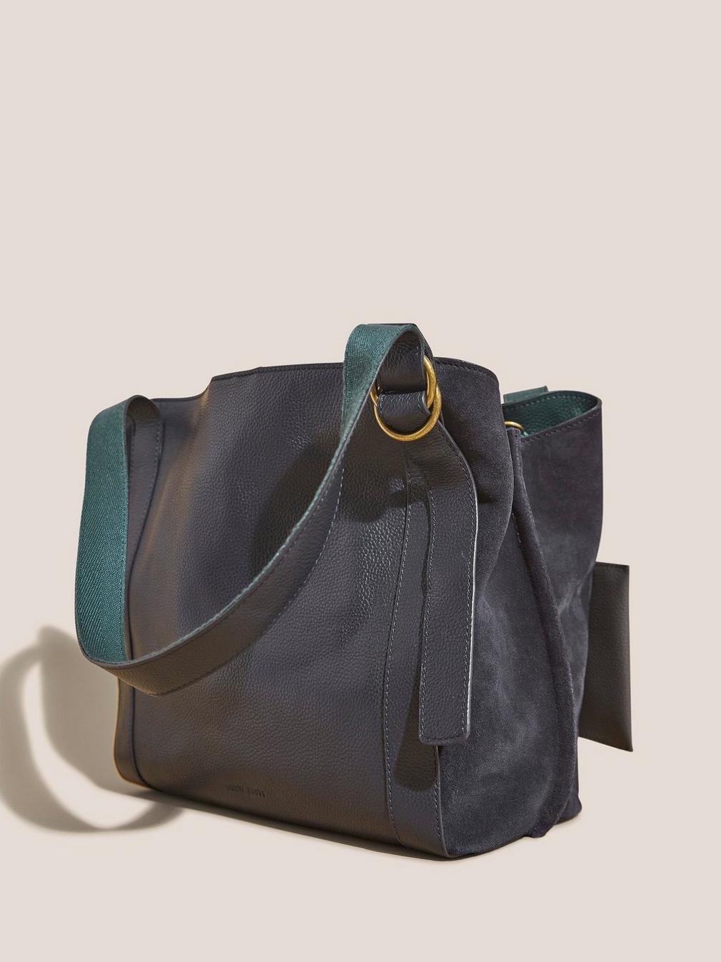 Hannah Leather Tote Bag in DARK NAVY - FLAT BACK