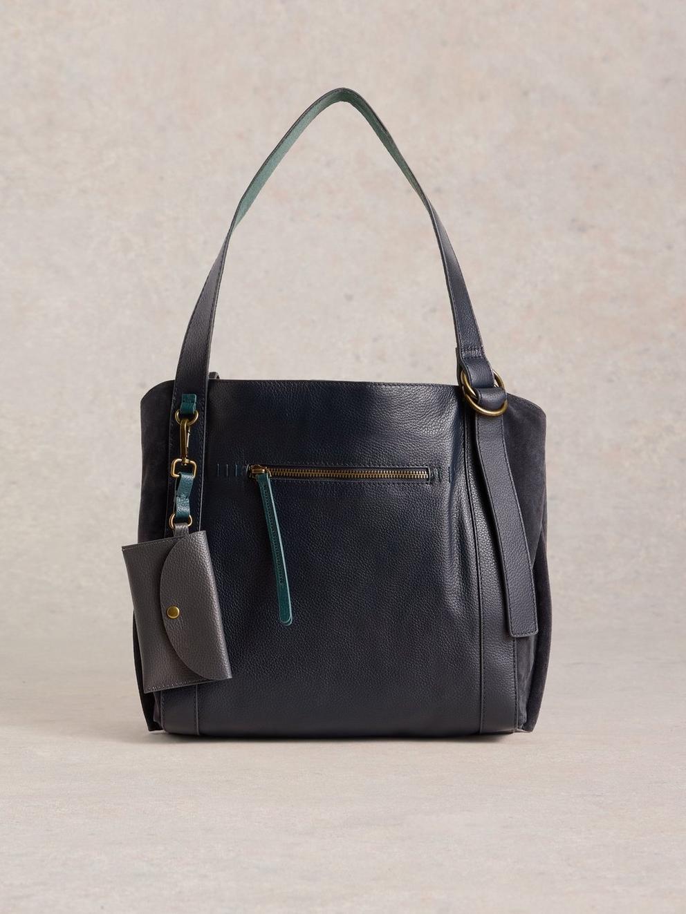 Hannah Leather Tote Bag in DARK NAVY - LIFESTYLE