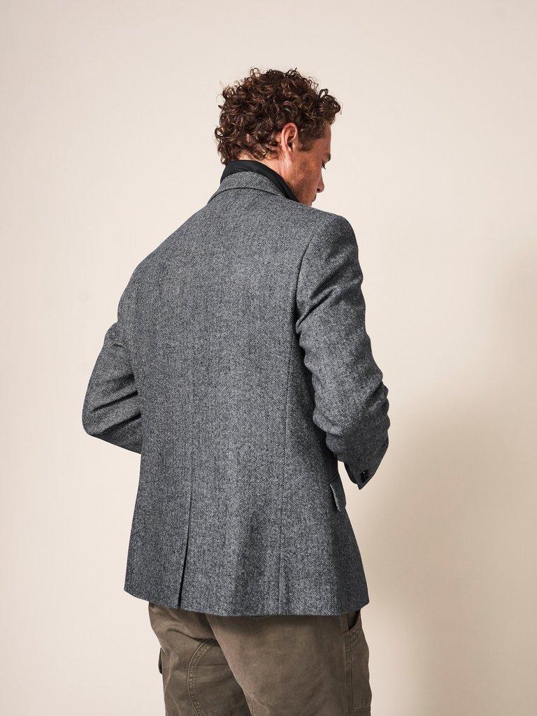 Robertson Blazer in CHARC GREY - MODEL BACK