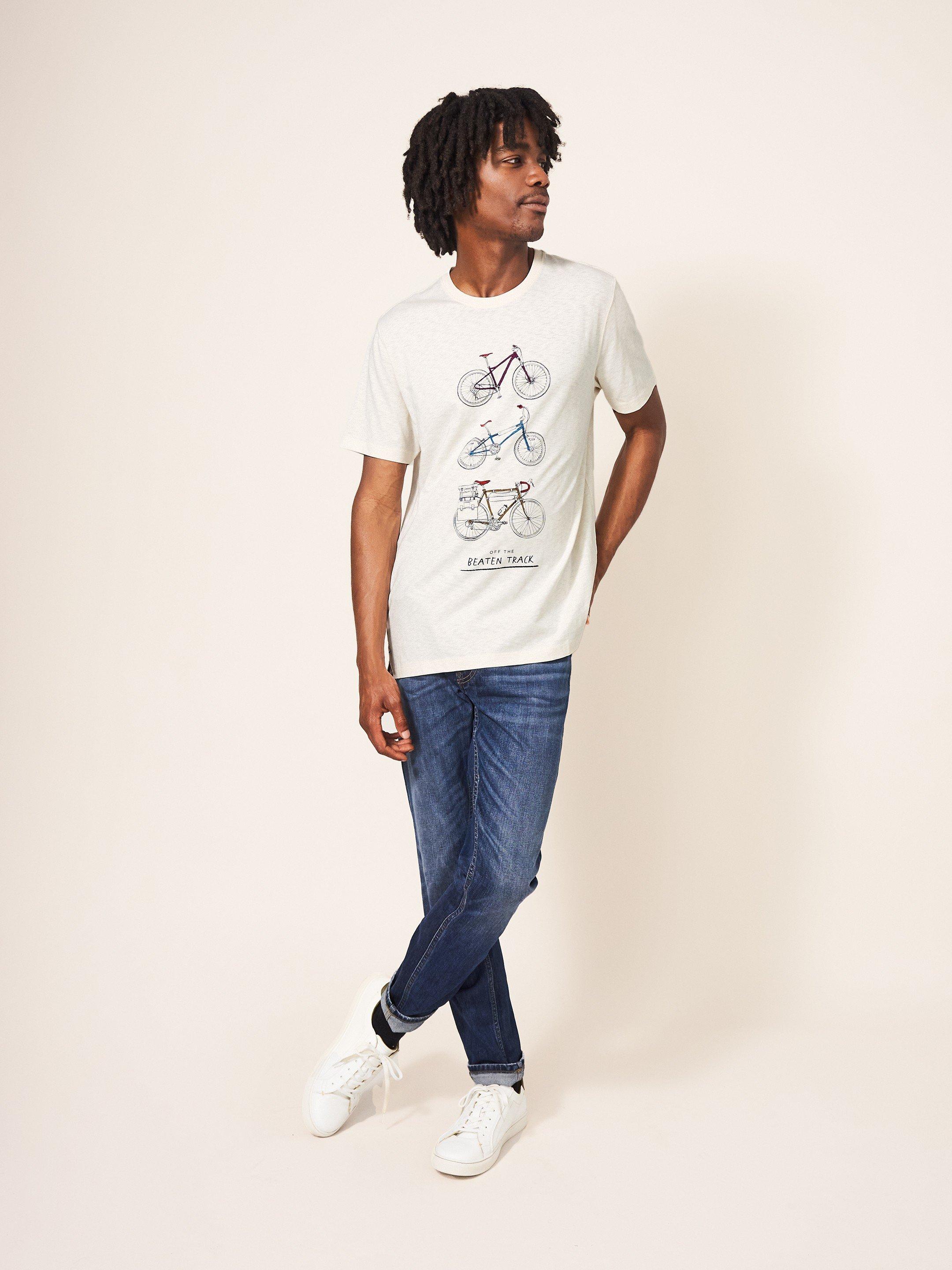 Off Track Graphic Tshirt in NAT WHITE - MODEL FRONT