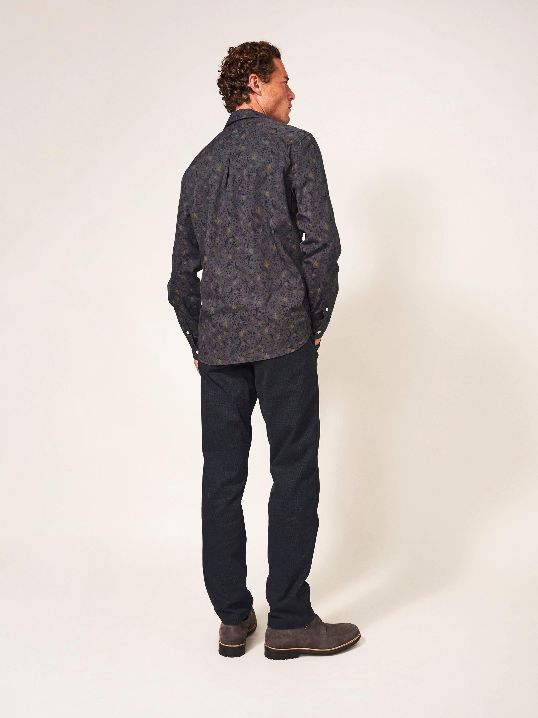 Smart Sutton Trouser in CHARC GREY - MODEL BACK