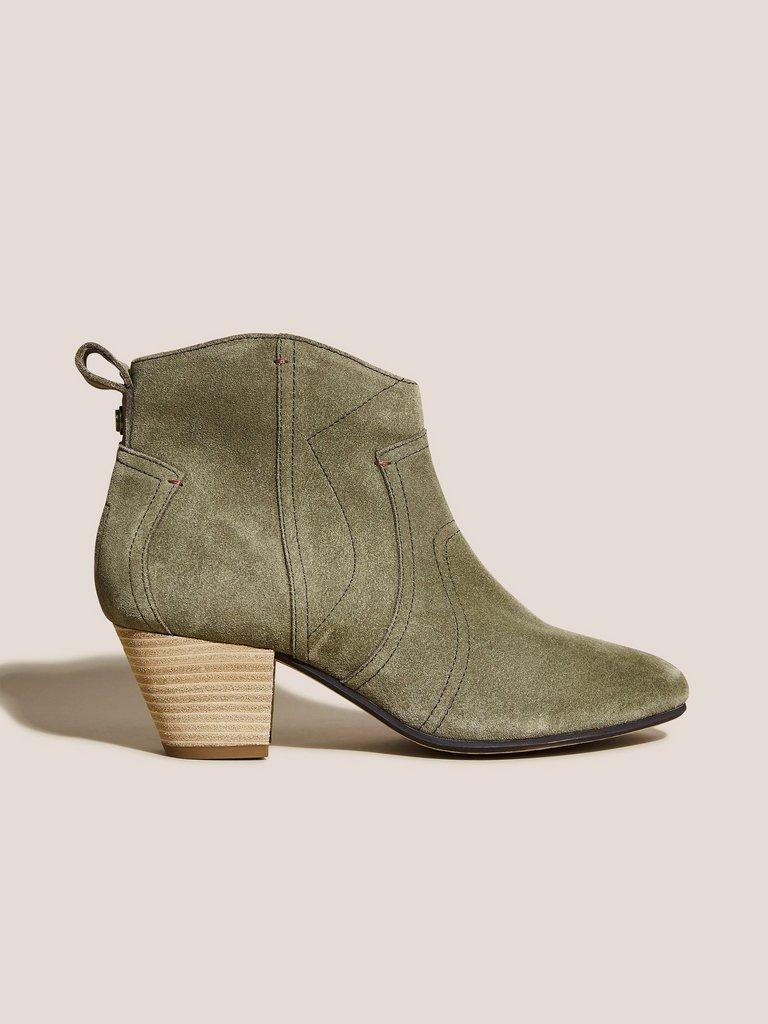 Khaki green hot sale boots