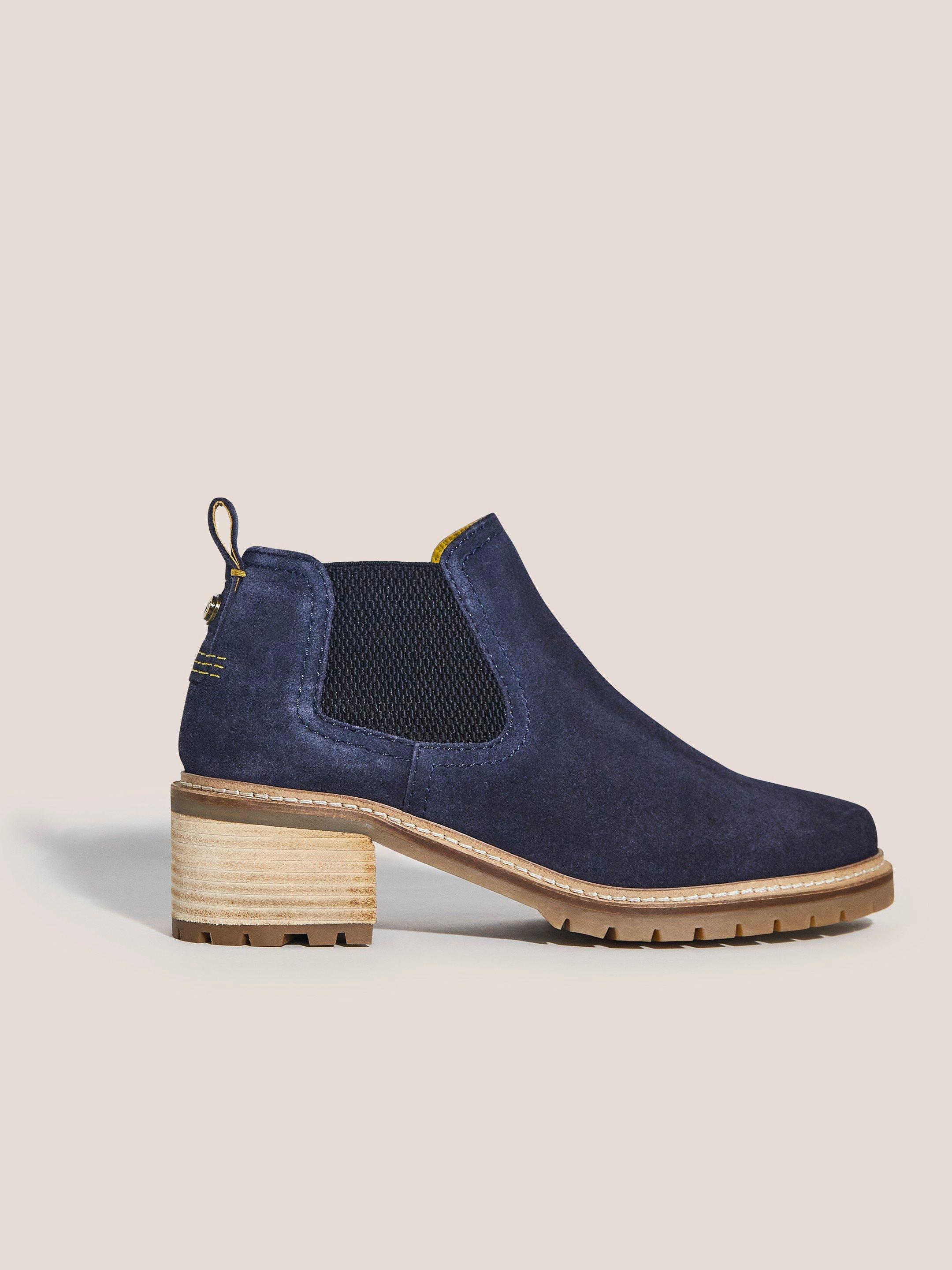 Chelsea Shoe Boot in NAVY MULTI - MODEL FRONT