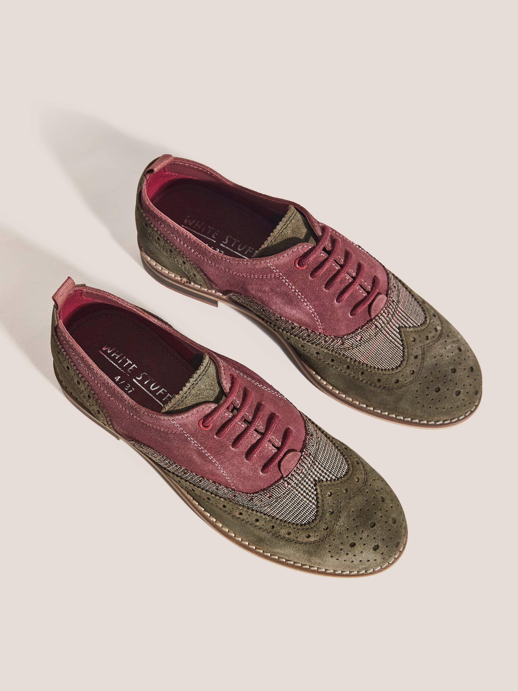 Thistle Mixed Lace Up Brogue in GREEN MLT - FLAT DETAIL
