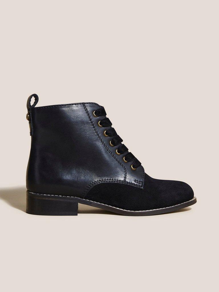 Margot Lace Up Boot in PURE BLK - MODEL FRONT