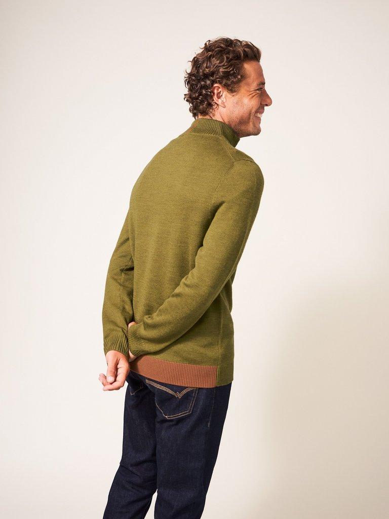 Newport Merino Funnel in MID GREEN - MODEL BACK