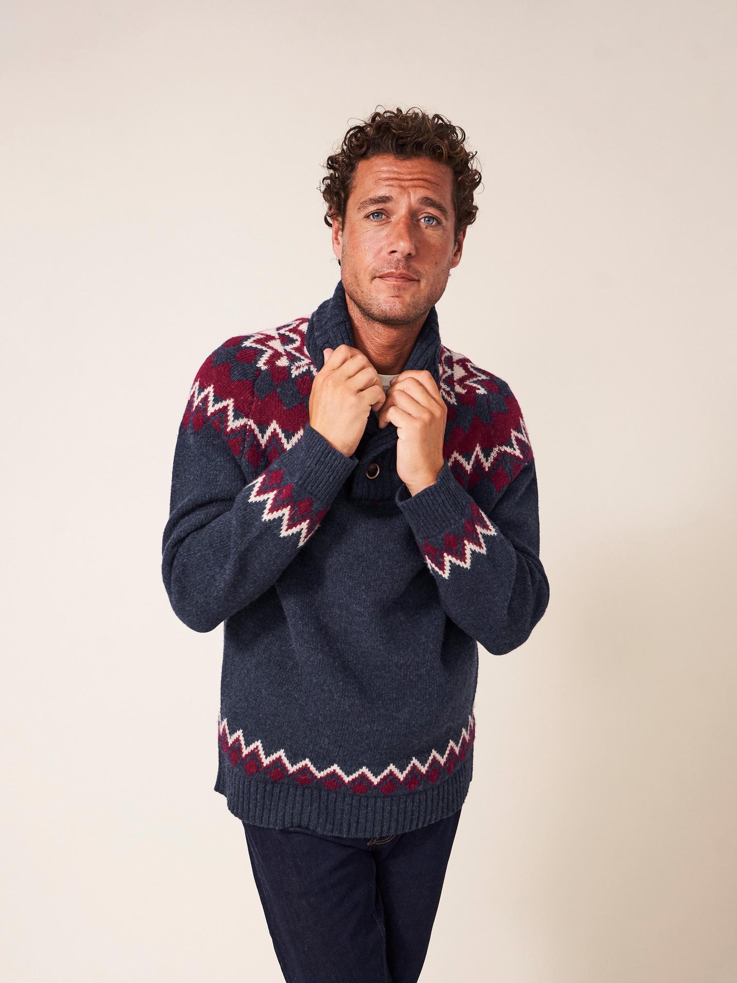 Arundel Fairisle Shawl Jumper in DARK NAVY - LIFESTYLE