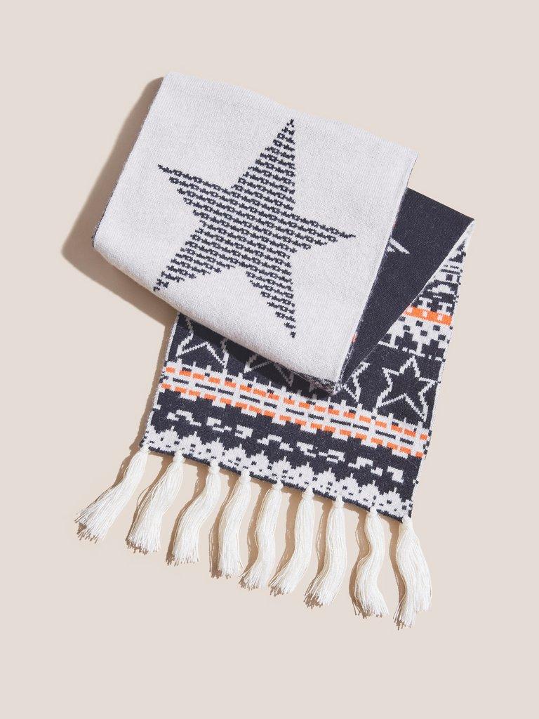 Star Fairisle Scarf in NAT MLT - MODEL FRONT